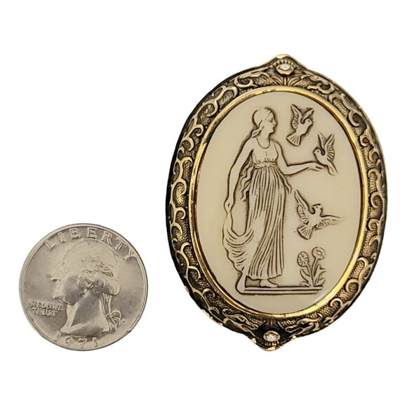 Edgar Berebi Gold Tone Clear Rhinestone Helen of Troy Resin Cameo Brooch, Signed - Picture 2 of 7